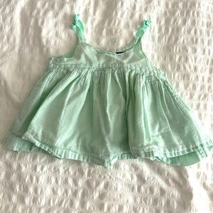 EUC baby gap baby doll top. Mint green and silver stitching sz 12-18 mos